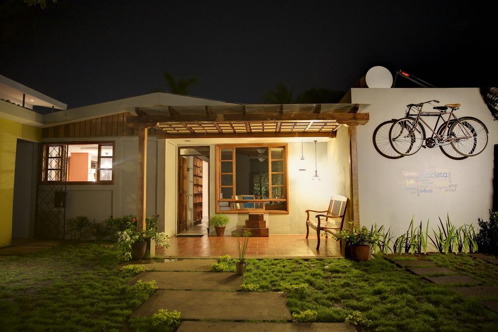La Bicicleta Hostal Managua Exterior foto